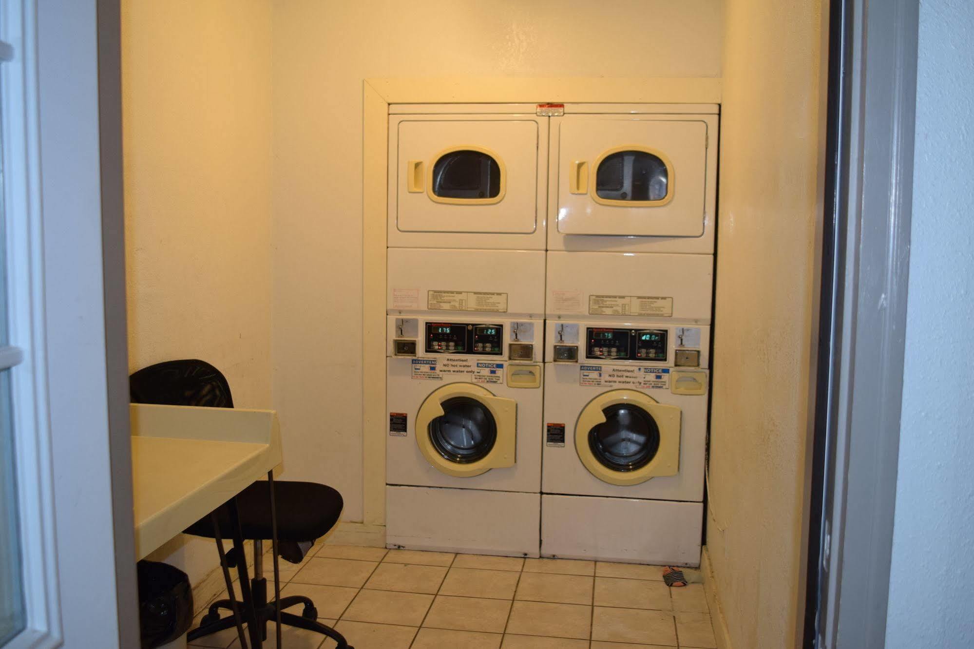 Little Suites Provo Extended Stay 외부 사진